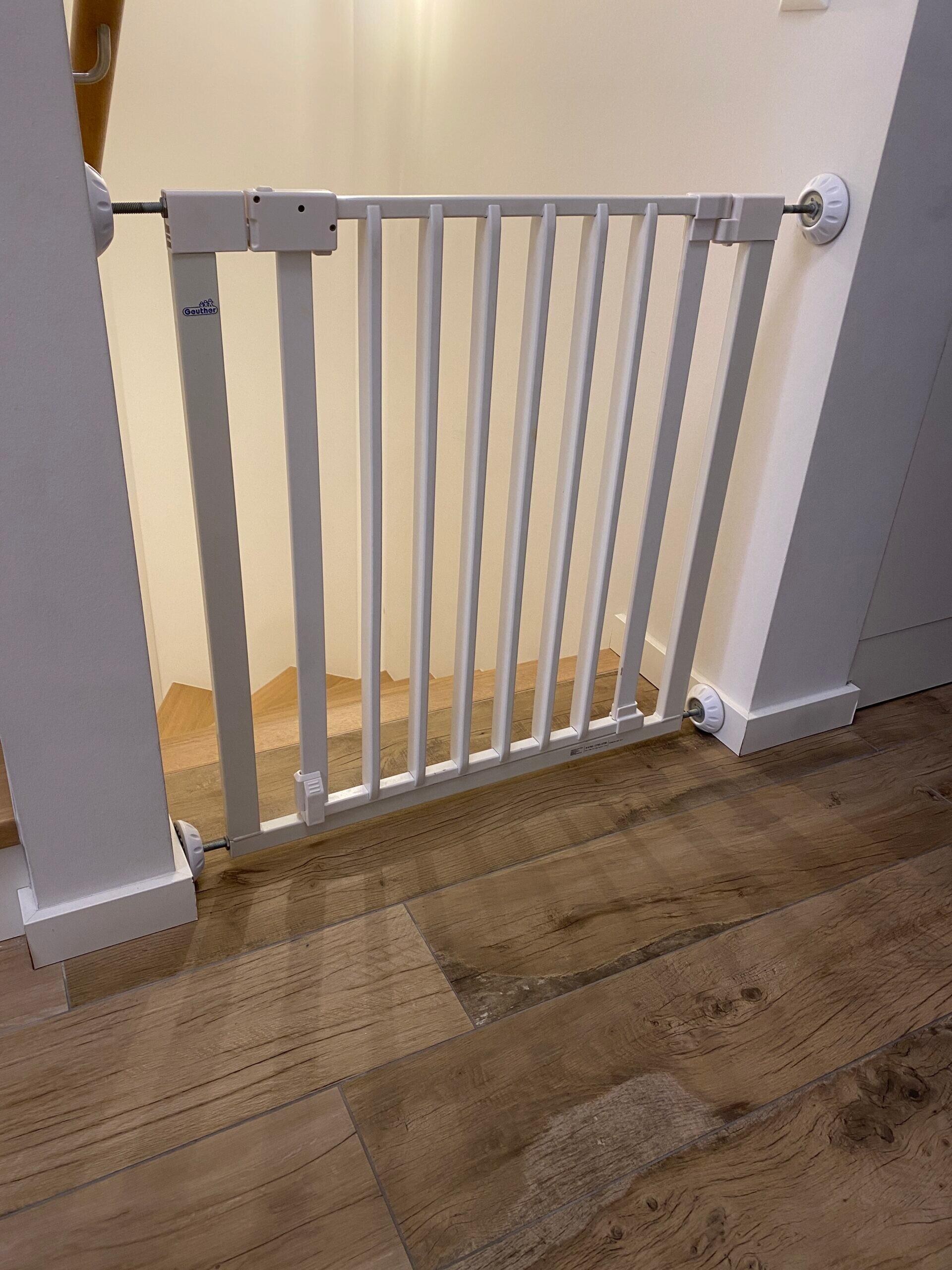 GUETHER gate + extension + wall pads